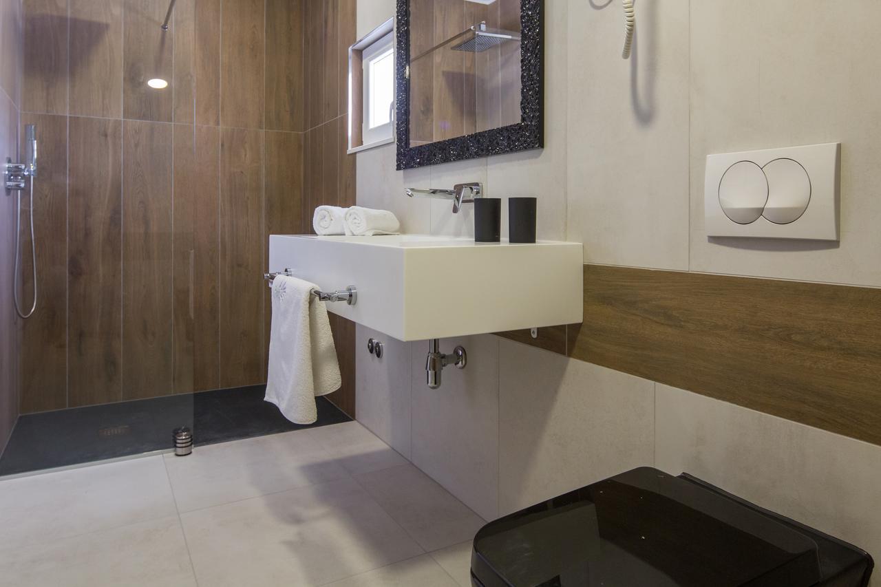 Villa Mandalinic Omis Ngoại thất bức ảnh
